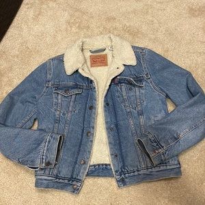 Levi’s ORIGINAL SHERPA TRUCKER JACKET women size xs light blue denim